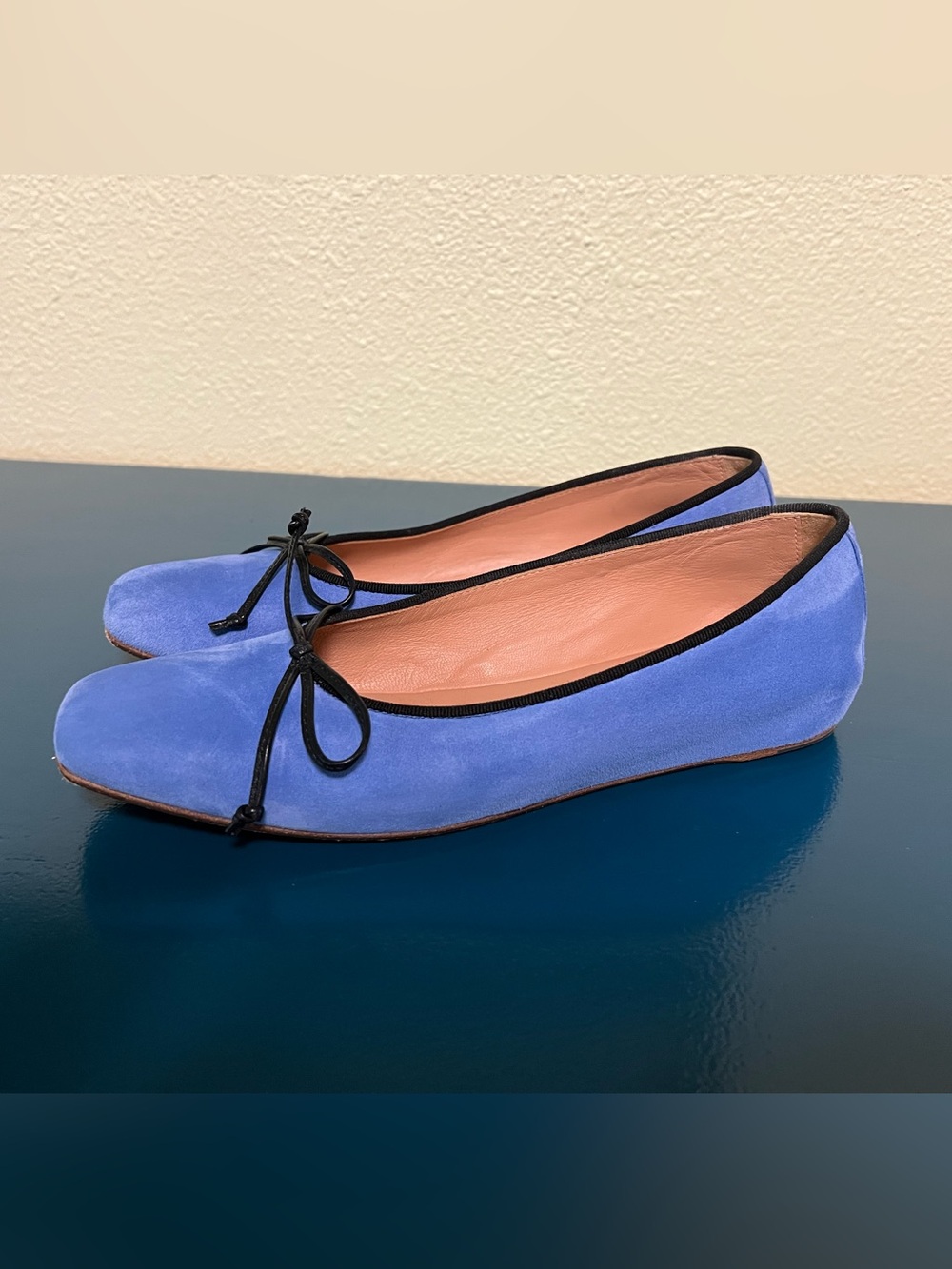 M Geni Danza Blue Suede Ballet Flats with Bow - Picture 2 of 8